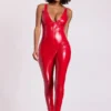 Lynx Vinyl Plunge Neck Catsuit i Fire Red