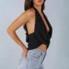 Maraya Deep Plunge Halterneck Top i svart