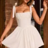 Marianna Ruched Corset Miniklänning i vitt