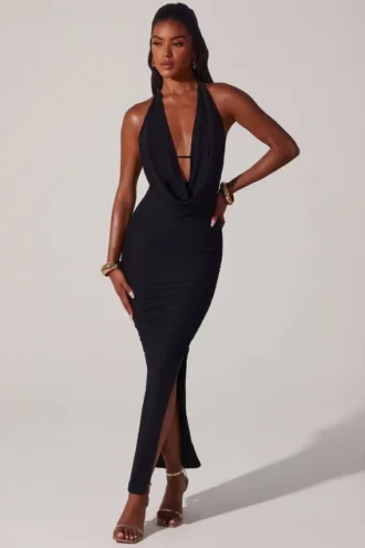 mariposa plunge cowl neck floor length klnning i svart 1 330x495 - Mariposa Plunge Cowl Neck Floor Length Kl&auml;nning i svart