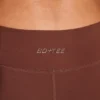 Minishorts med vridna detaljer i midjan och fickor i brunt