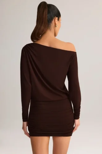 Mira Modal Off-Shoulder Wrap Miniklänning i chokladbrunt