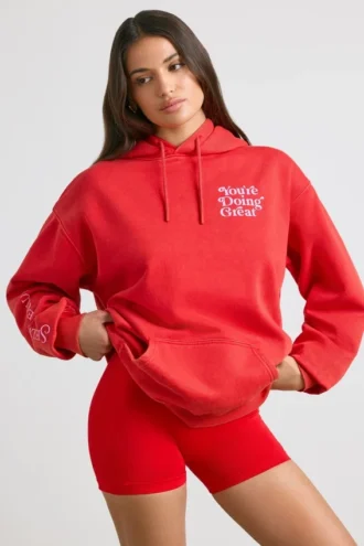 Mjuk bomullsjersey-hoodie i rött