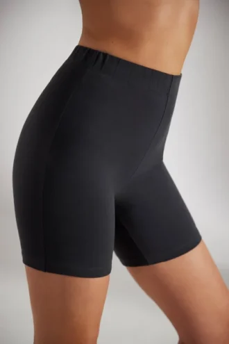 Mjuka bikershorts i bomull i svart
