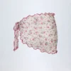 Molinas sarong med knytband i rött blommönster