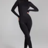Musa långärmad jumpsuit med hög hals i svart