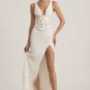 Nathalia Embellished Plunge Ruffled Corset Maxiklänning i elfenben