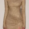 Nevina Asymmetrisk bodycon-miniklänning med dekorationer i guld