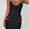 Nika Cut-Out Halterneck Bodycon Midaxi-klänning i svart