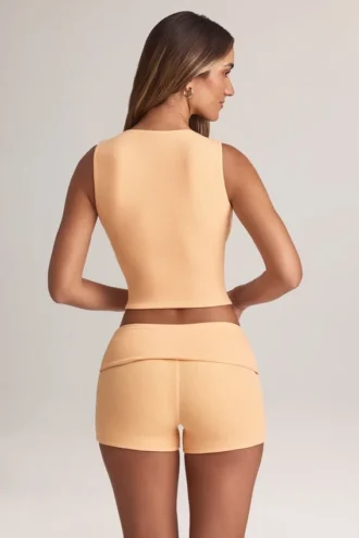 Nina Modal Foldover Mid-Rise Shorts i färgen Peach