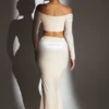 Adele Velvet Off-Shoulder Ruched Crop Top i ivory