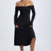 Noelle Modal Off-Shoulder Ruched Midaxi-klänning i svart