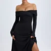 Noelle Modal Off-Shoulder Ruched Midaxi-klänning i svart