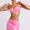 Nyx vinylmikromini med slits på låret i rosa