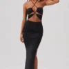 Oceane Cut Out Halter Neck Floor Length Maxiklänning i svart
