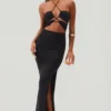 Oceane Cut Out Halter Neck Floor Length Maxiklänning i svart