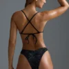 Oh Polly Badkläder: HOTFIX Edition V-formade bikinibyxor med hög benöppning och dekorationer i svart