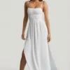 Olyssia Shirred Camisole Maxi Klänning i vitt