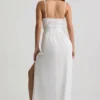 Olyssia Shirred Camisole Maxi Klänning i vitt