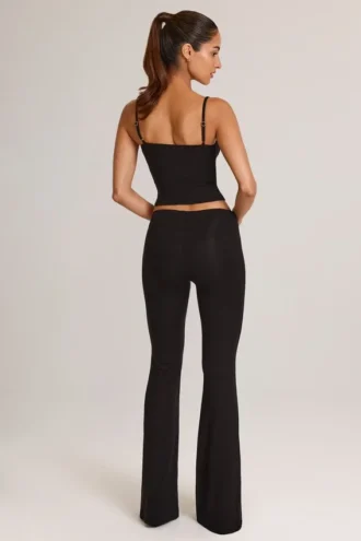 Patsy Modal Mid-Rise Flared Trousers i svart
