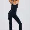 Petite Soft Active jumpsuit med öppen rygg i svart