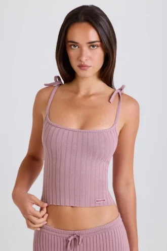 Ribbstickad linne med knytning i mauve