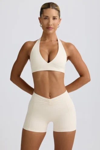 Rynkade minishorts i ivory marl
