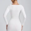 Sana Modal Ruched Long-Sleeve Miniklänning i vitt