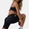 Scoop Neck Lace Up Back FlexiRib Sports Bra i svart