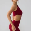 Shyla Slinky Jersey Ruched Cut Out Miniklänning i Ruby