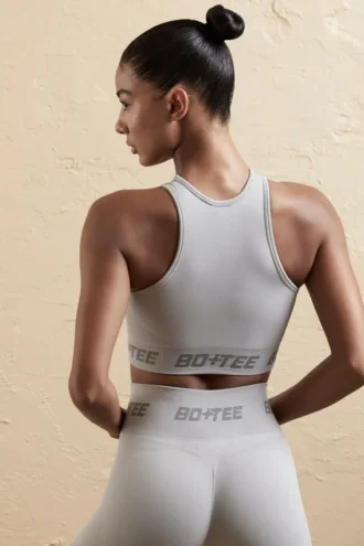 Sömlös crop top med racerback i silver