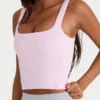 Sömlös, mjuk ribbad tank top med fyrkantig halsringning i puderrosa