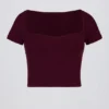 Soft Active crop top med hjärtformad halsringning i vinrött