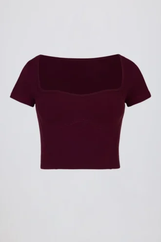 Soft Active crop top med hjärtformad halsringning i vinrött
