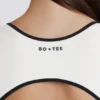 Soft Active-helbody med öppen rygg i färgen Ivory