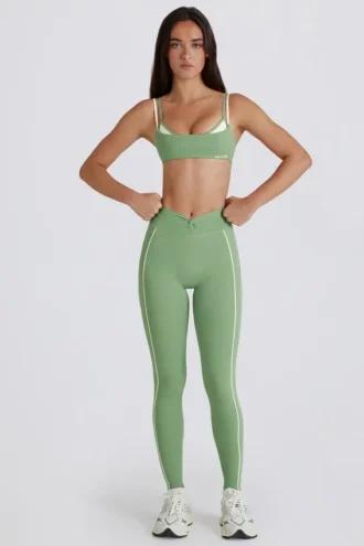 Soft Active-leggings med vridet framstycke i grönt