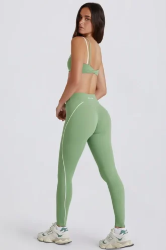 Soft Active-leggings med vridet framstycke i grönt