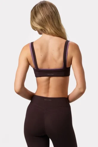 Soft Active-sport-BH med sömdetaljer i färgen Espresso