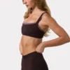 Soft Active-sport-BH med sömdetaljer i färgen Espresso