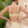 Soft Active sport-BH med sömdetaljer i färgen Lemon