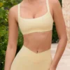 Soft Active sport-BH med sömdetaljer i färgen Lemon