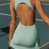 Soft Active-tennisklänning med öppen rygg i färgen Aqua