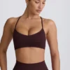 Super Sculpt sömlös sport-BH med korsad rygg i choklad
