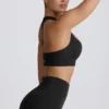 Super Sculpt sömlös sport-BH med T-rygg i svart