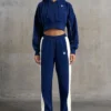 Sweatpants med vida ben i marinblått