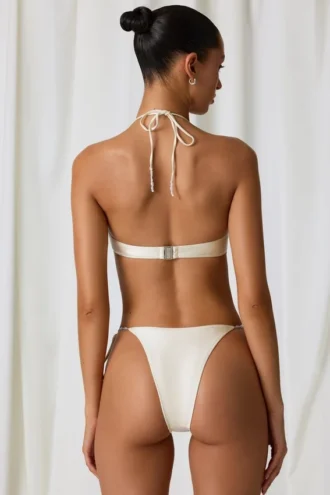 Tahiti-bikinitopp med bygel och halterneck i pärlvit