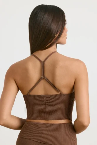 Tanktop i grovstickat i färgen Coco
