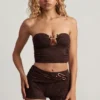 Tarni bandeau-crop-top med metalldetaljer i mörk choklad