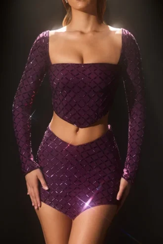 Thora Asymmetrisk crop top med dekorationer i mörklila