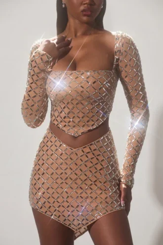 Thora Embellished Asymmetric Crop Top i Almond